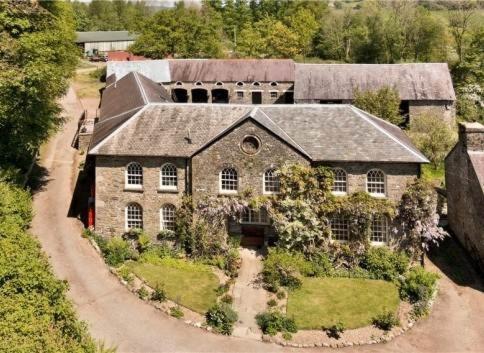 Henllys Estate B And B Llandovery Dış mekan fotoğraf